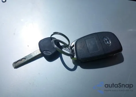 2017 Hyundai Sonata Se z USA, uszkodzony, nr VIN 5NPE24AF7HH456716